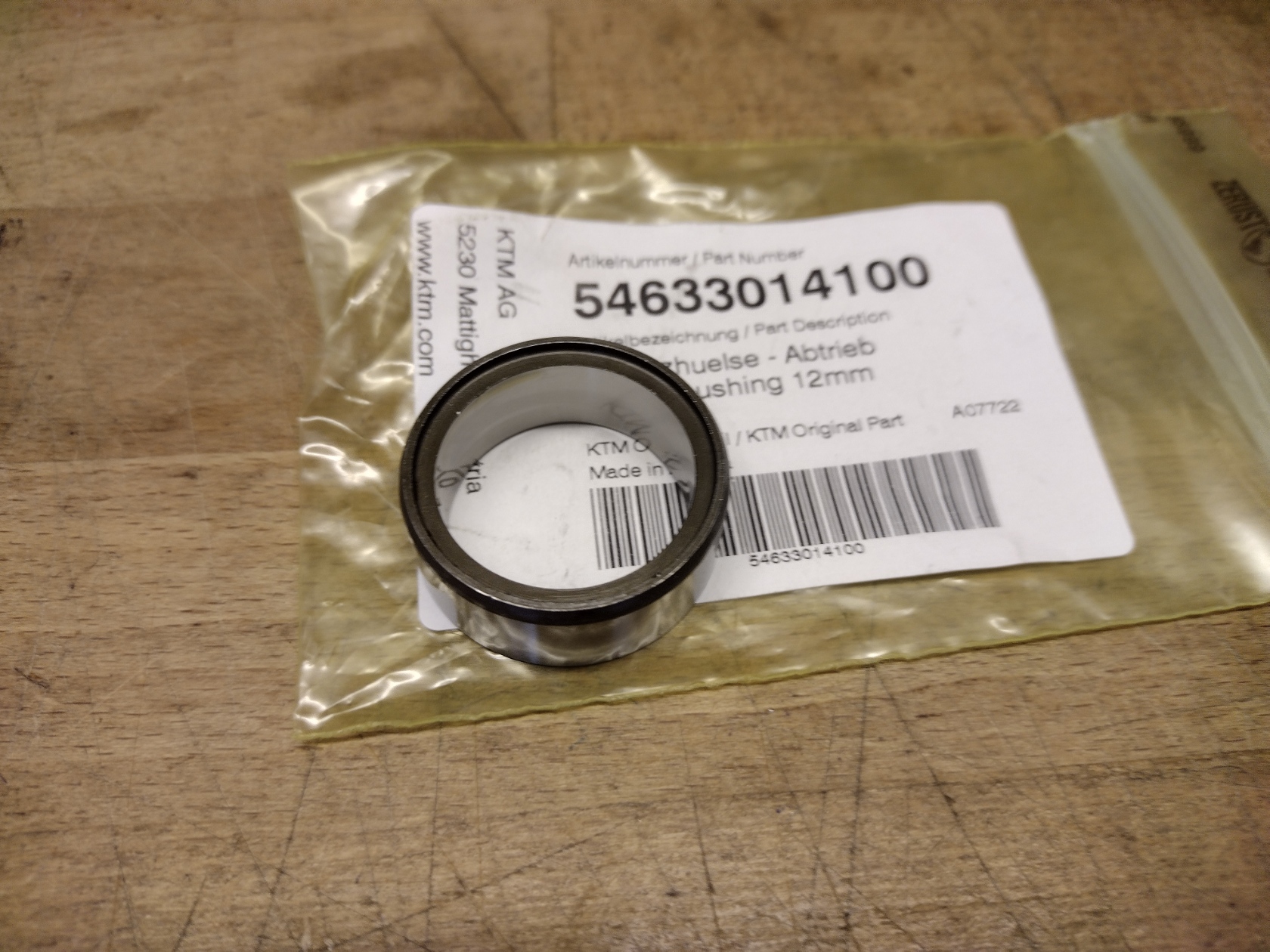 101792 - 54633014100 Outer Spacer Bushing (Gearbox Out) + Bolt All Models 2009-2012